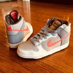 7.5 Nike hightops